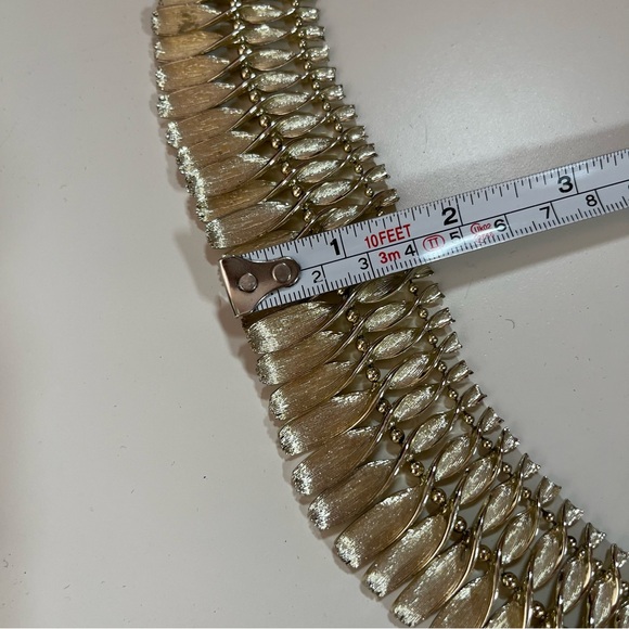 Lisner Vintage 1940 50 Art deco Gold Thick wide Heavy Cleopatra choker Necklace - Picture 14 of 16